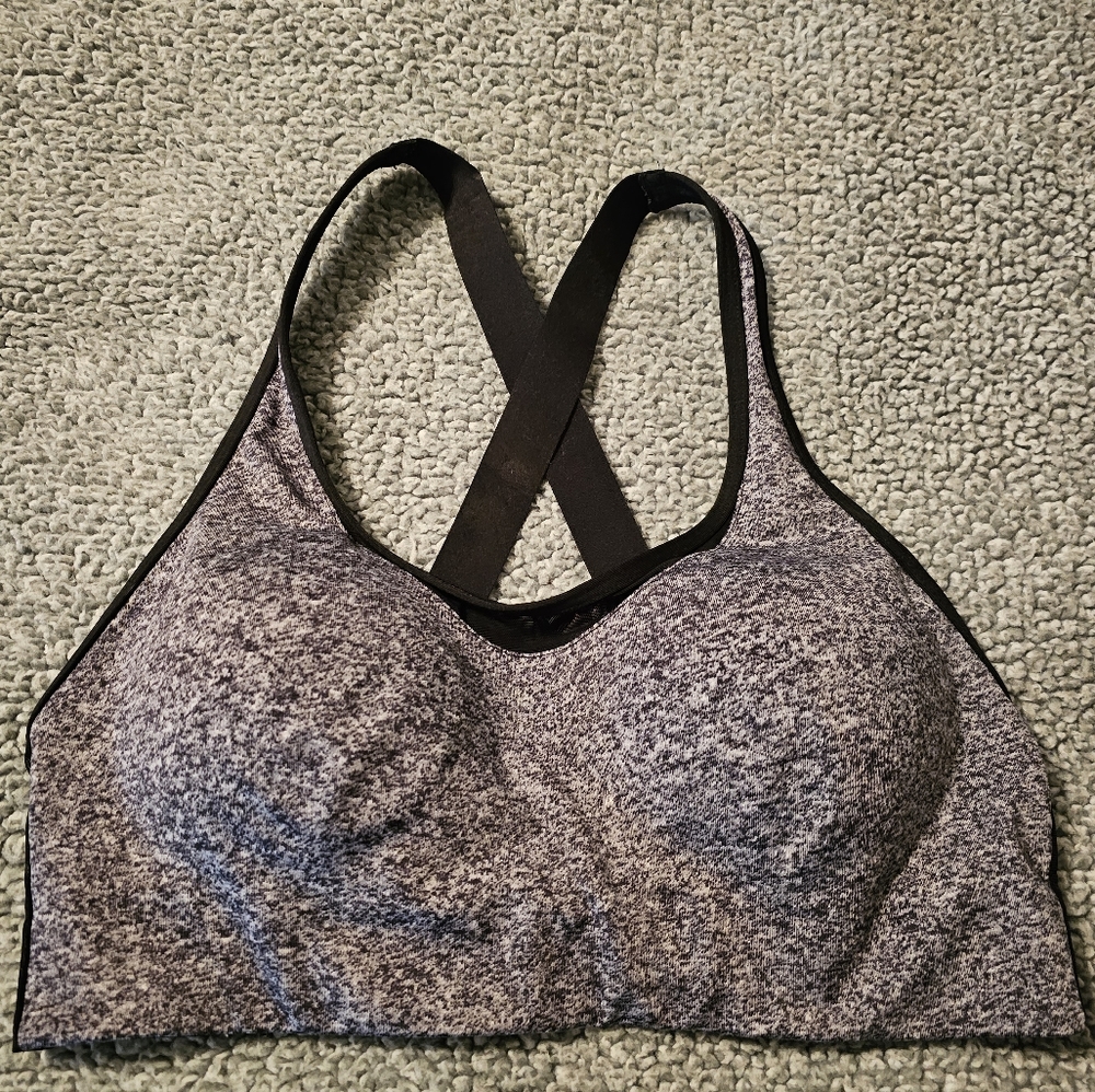 VS PINK Ultimate Sports Bra